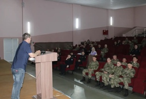 Армия против наркотиков: сила, честь, здоровье!
